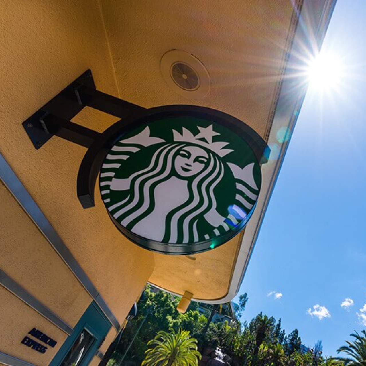 Universal Studios - Starbucks You Are Here Universal Studios Hollywood —  USShoppingSOS