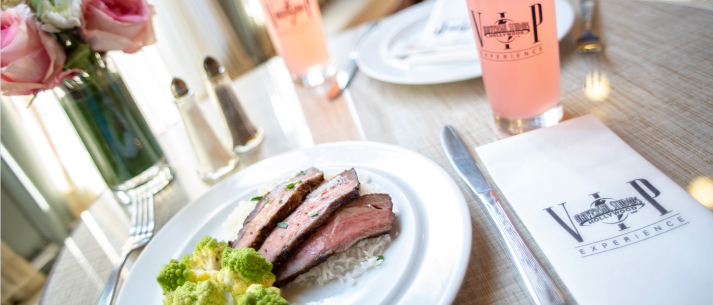 Original U.S. Restaurant - Just a few VIPs enjoying lunch at